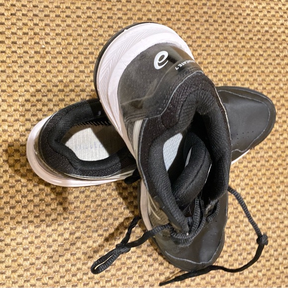 ASICS women athletic shoes 9 - Picture 5 of 9